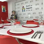 玩具酒店 4* 伊维