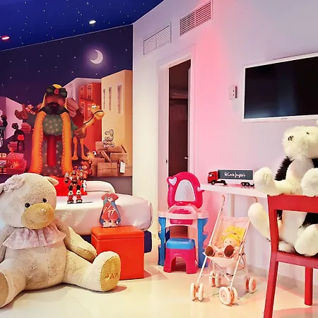 Hotel Del Juguete Ibi