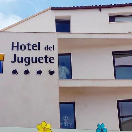 Del Juguete Hotel 4*
