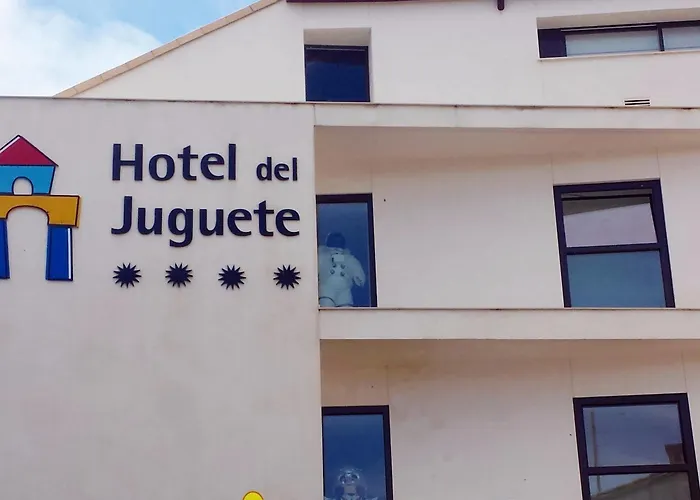 Del Juguete Hotell 4*