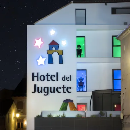 Del Juguete Hotel