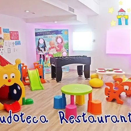 Hotel Del Juguete 4*