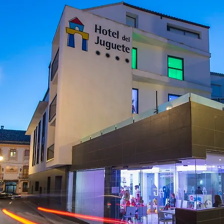 Del Juguete Hotel 4*